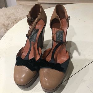 Lanvin. Round -Toe High Heel Pumps.